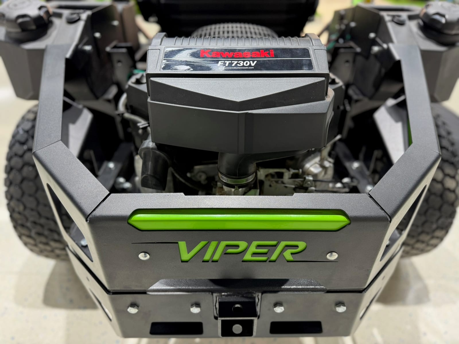 Kawasaki FT730 engine top view with VIPER badge